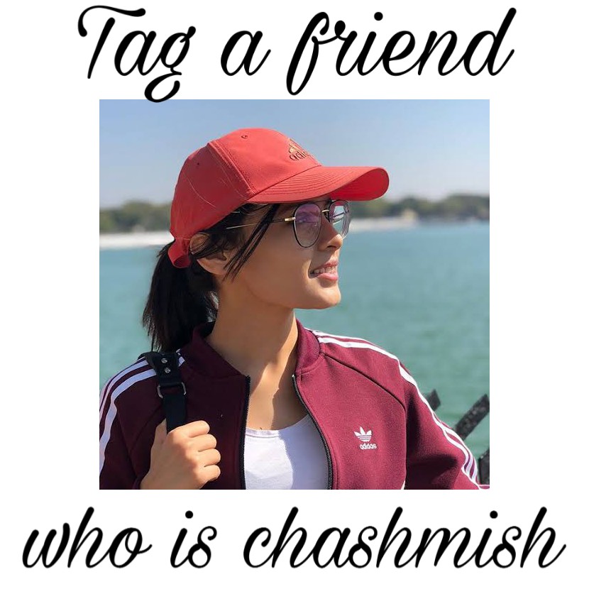 Tag your chashmish friend and tell them they are cute*well even i wear a chashma* #RheaSharma  #QuarantineWithRhea