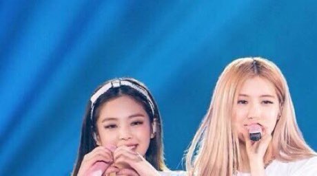 jendeukiebabo's tweet photo. Blackpink deserves so much better 🥺 Please give them the treatment they deserve!!! Let them release music 🙏🏻

#BLACKPINK1YearOfHiatus #OneYearWithoutBLACKPINK #YGWhereIsBLACKPINK
#블랙핑크_공백기_1주년 https://t.co/S39i7mb1SD