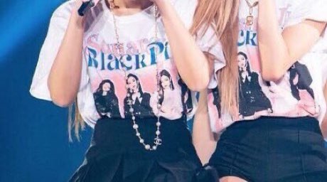 jendeukiebabo's tweet photo. Blackpink deserves so much better 🥺 Please give them the treatment they deserve!!! Let them release music 🙏🏻

#BLACKPINK1YearOfHiatus #OneYearWithoutBLACKPINK #YGWhereIsBLACKPINK
#블랙핑크_공백기_1주년 https://t.co/S39i7mb1SD