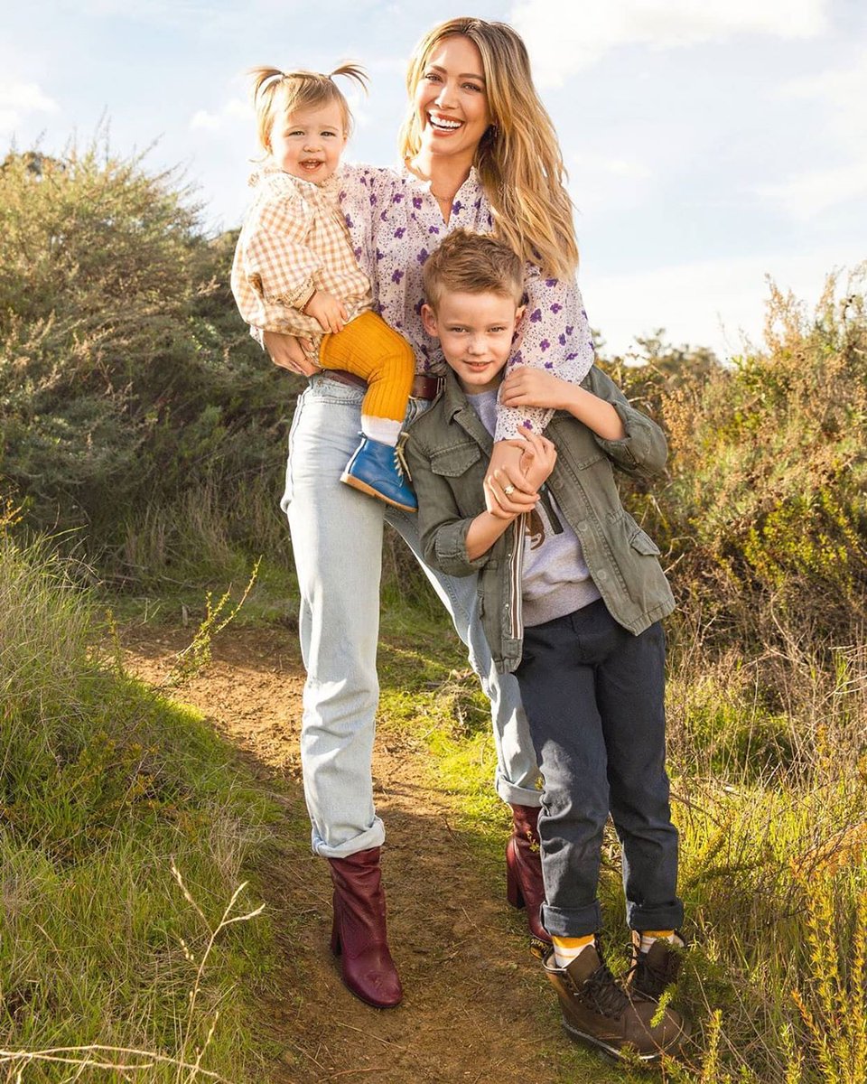 me with my mommy @Anaiyacaridi