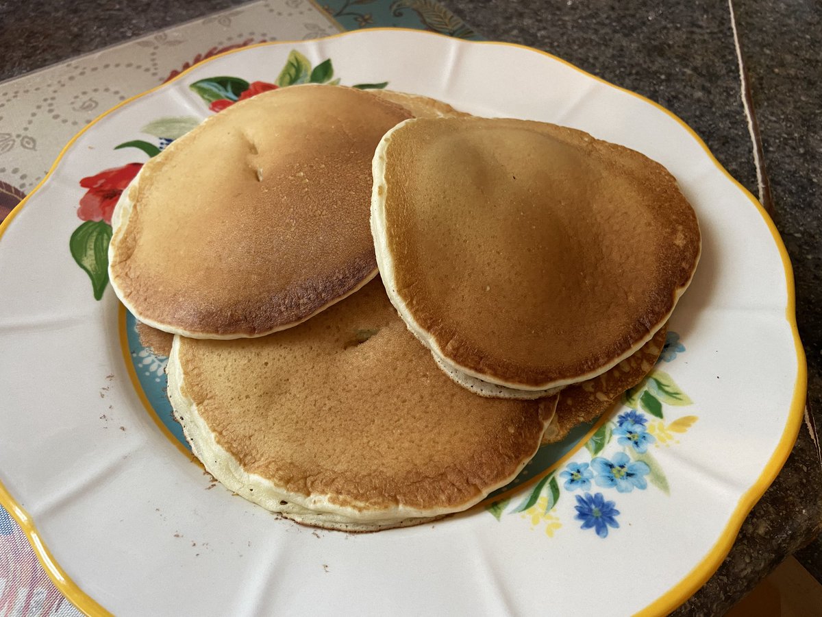 Att_SmthfldVa's tweet photo. #omlettechallenge for someone who doesn’t eat eggs. I do pancakes from scratch, this morning did buttermilk and chocolate chip pancakes🥞@RGordon_757 @DC_XFactor @BB54237506 @aclinedinst @ATTGloucester @ATT_shore_dr @AtGlenallen @AtPalmyra @VABeachBlvd_Att https://t.co/eFTYaV7RFc
