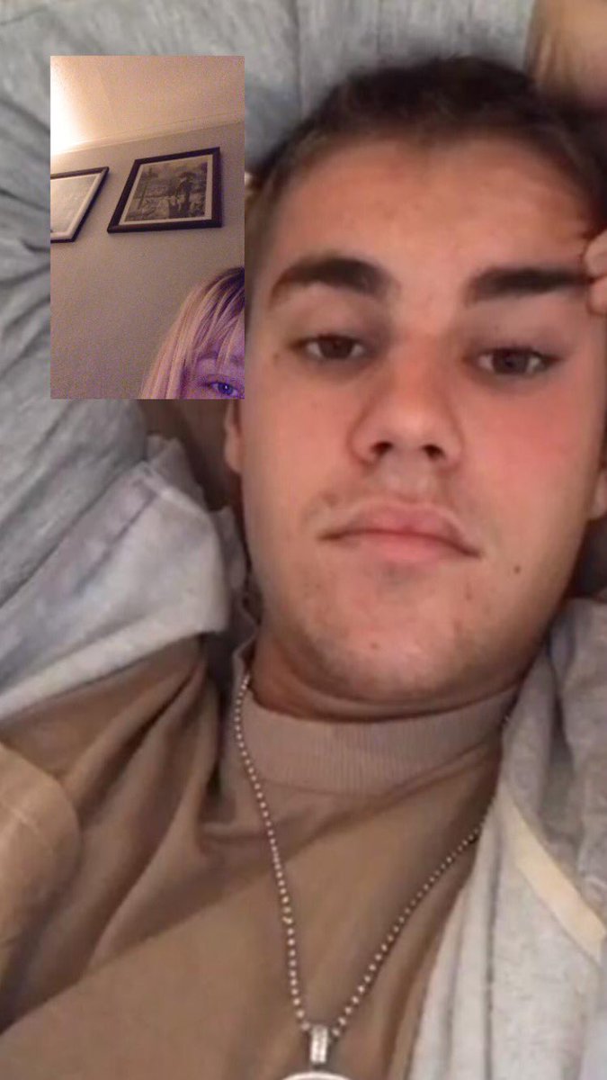 petalbed's tweet photo. just on facetime to a long time friend da #biebz talking about our new song coming out next year https://t.co/ixSoBujRCv