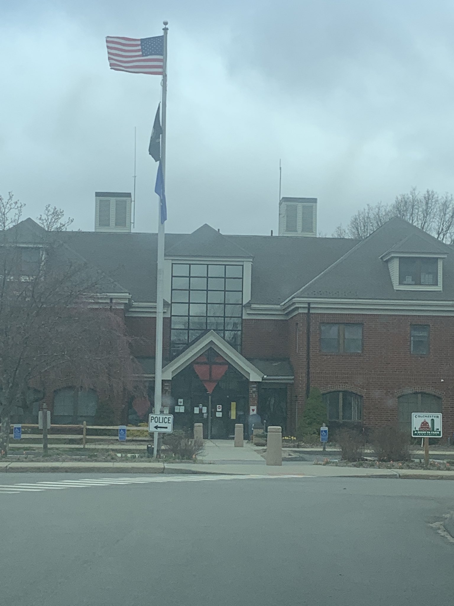 NEWS on Twitter " ️Colchester, CT Colchester TownHall 