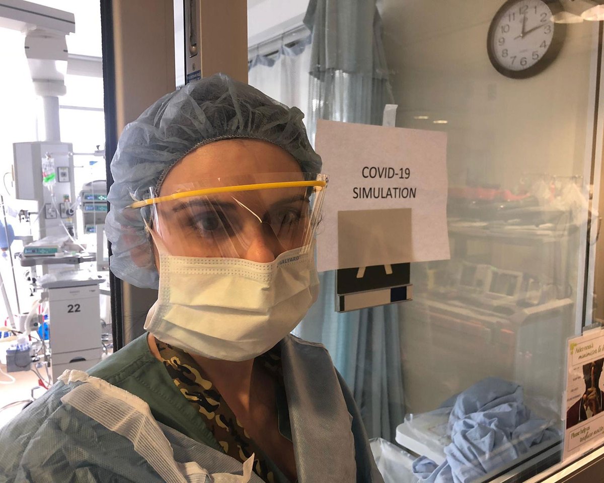 CanadiensMTL's tweet photo. Voici les héros d’aujourd’hui, qui protègent la santé des Montréalais à l’Hôpital général de Montréal :
Rachel Nadeau, Valerie Weagle et Joe Nemeth, merci pour tout ce que vous faites. 👏
#UnisParLeHockey | #CodeVie | @cusm_muhc https://t.co/rgZj05Gyhc