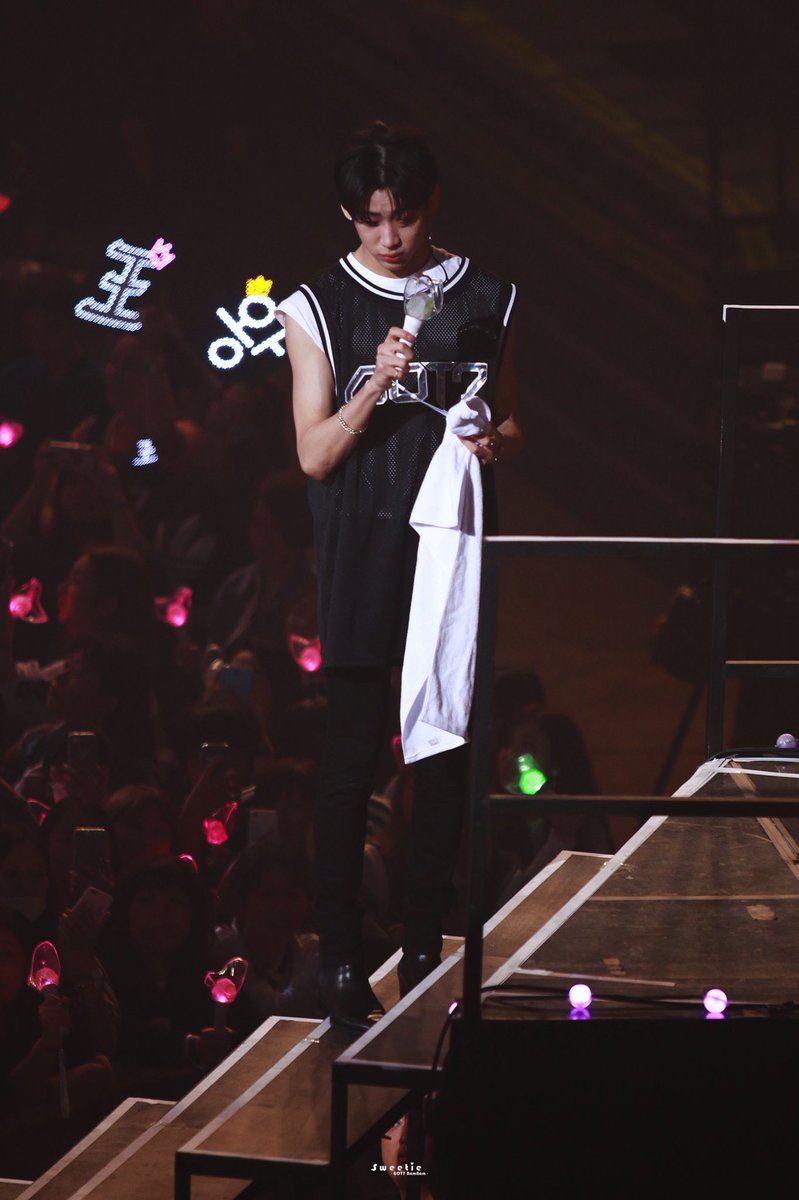 sweetie_bam's tweet photo. 2018 EYES ON YOU in SEOUL ❤️
@BamBam1A #BamBam #뱀뱀 https://t.co/5AxUuMok2H