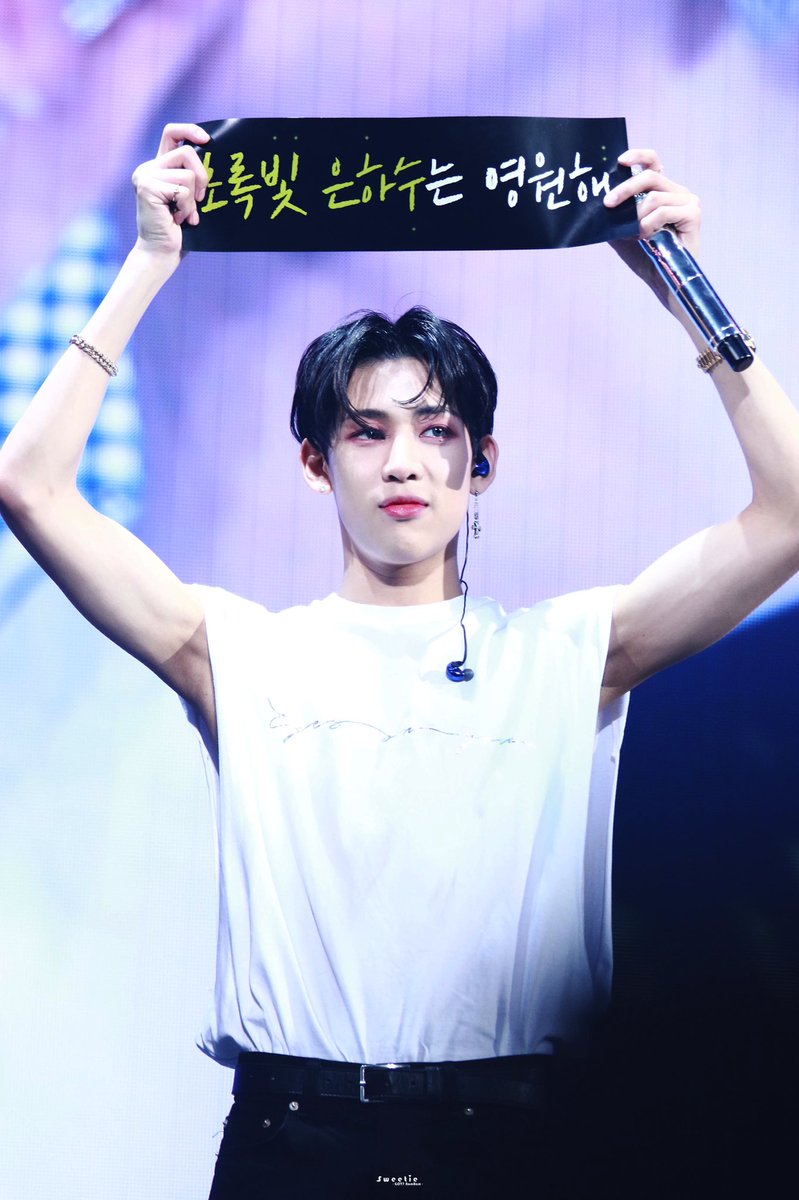sweetie_bam's tweet photo. 2018 EYES ON YOU in SEOUL ❤️
@BamBam1A #BamBam #뱀뱀 https://t.co/5AxUuMok2H
