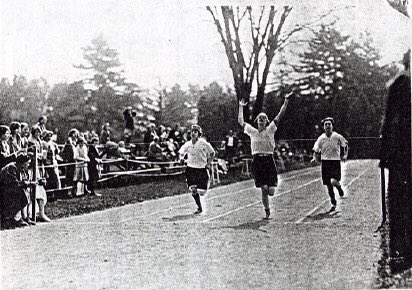 Field Day 1895 was so popular that in May 1896  #relay &  #baseballthrow were added to the meet. Although a thick hedge had been grown around the field to avoid prying eyes, reporters and college boys flocked to the area to catch a glimpse. Records were broken due to training 3x/wk