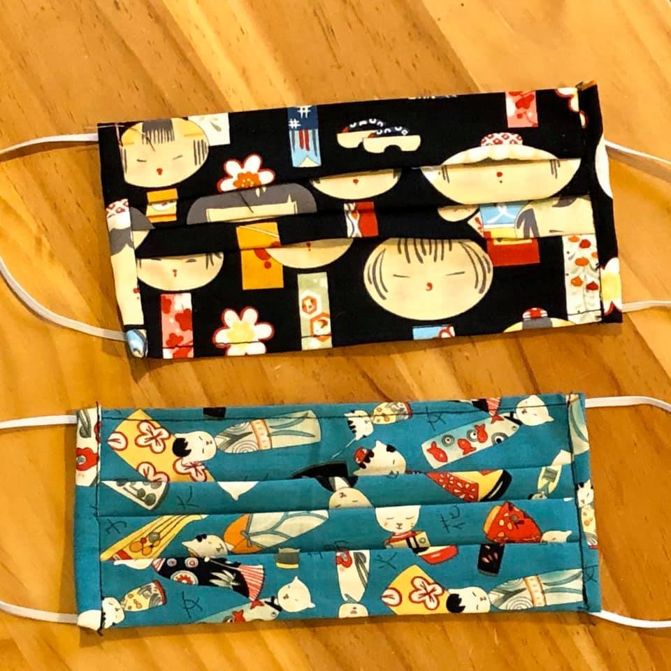 RealMomOfSFV's tweet photo. How cute are these #ClothFaceMasks from @MixedUpClothing? These #fabricfacemasks are not only super cute but for every 1 cloth face mask purchased, #MixedUpClothing will donate 1 to medical personne l&amp; first responders! https://t.co/29aU8UtFQX #facemasks #CDCcompliant #MadeInLA https://t.co/VjasXpE89x