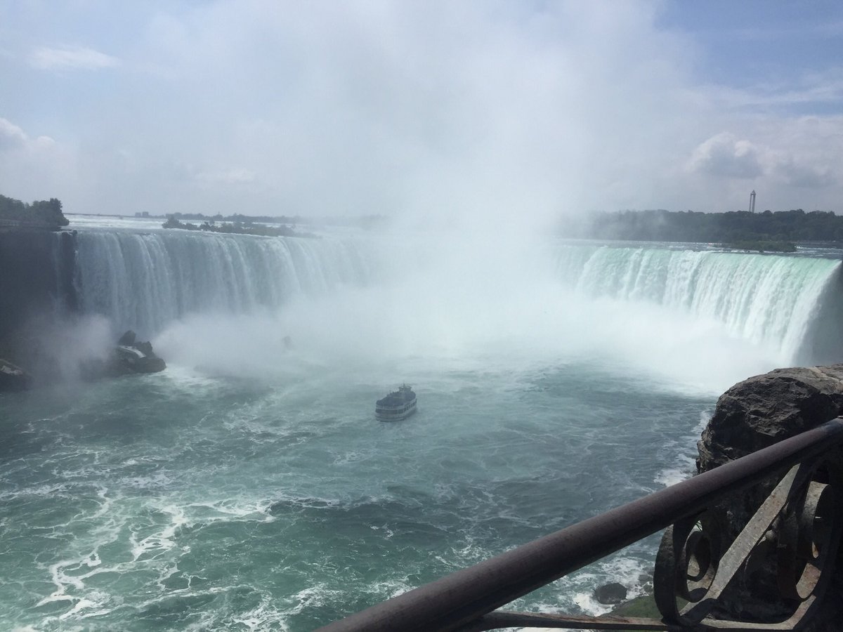 eimkear's tweet photo. I am challenging everyone to post a photo you've taken from a place you've been. The only thing is that you NOT appear in it. Just a pic, no description. Let's flood profiles with landscapes to ease this isolation. Copy this, post a photo &amp; let's travel virtually around the world https://t.co/1k9Via1wv5