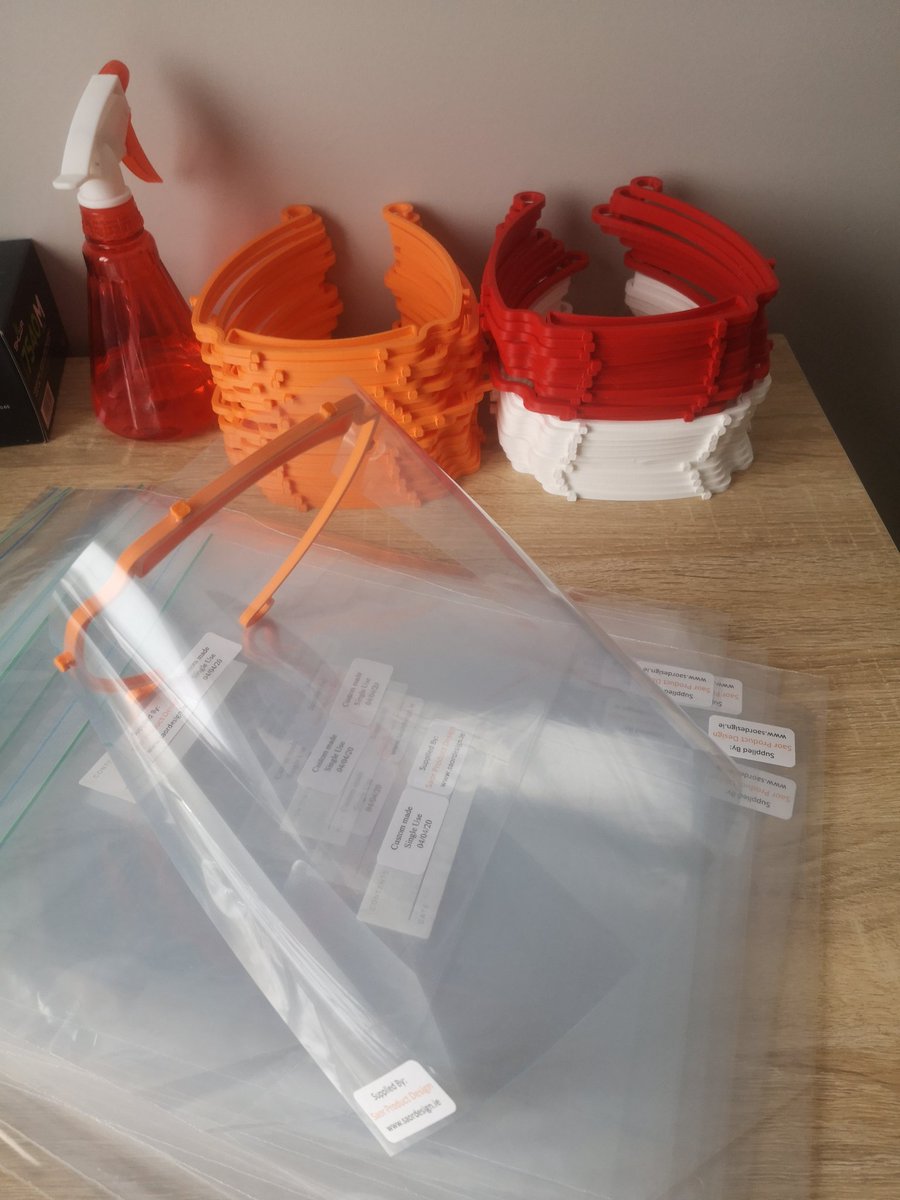 Saordesign's tweet photo. Disinfecting and packaging our next batch of 3D printied face shields for health care workers #flattenthecurve #irelandvscovid #covidkindness #limerick #3DVFaceShield https://t.co/ZJzQeRfhzU