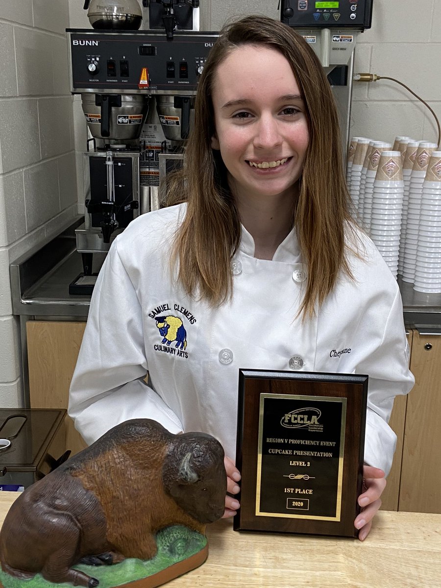 Congratulations to <a href="/SamuelClemensHS/">samuelclemenshs</a> senior Cheyenne Overby for placing in the State FCCLA virtual ceremony today!