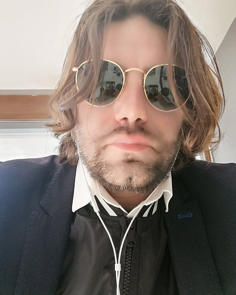 MickaelAnge14's tweet photo. https://t.co/QKgyD1uchj
https://t.co/u1T8RwtArx
#lagiviral #viralvideos #electrodomesticos #viratkohli #prowler #vr6 #coronarender #virtual #westvirginia #vr46 #corona #electroharmonix #tagify_app #ammyvirk #mulhervirtuosa #vr #electropop  #virgo #electrohouse #VRglass https://t.co/o8X00ArXfU