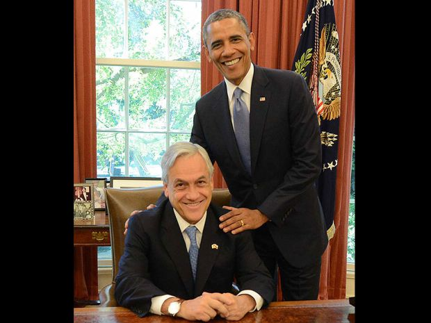 laranadarwin's tweet photo. Ni Obama se enojó. Relajen la vena (vengan en patota) #PlazaBaquedano https://t.co/v4ScQFboLw https://t.co/5LFJME9Lut
