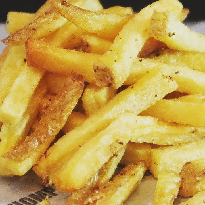 What you having for dinner tonight? Burgers, fries and beers are go on Deliveroo now!