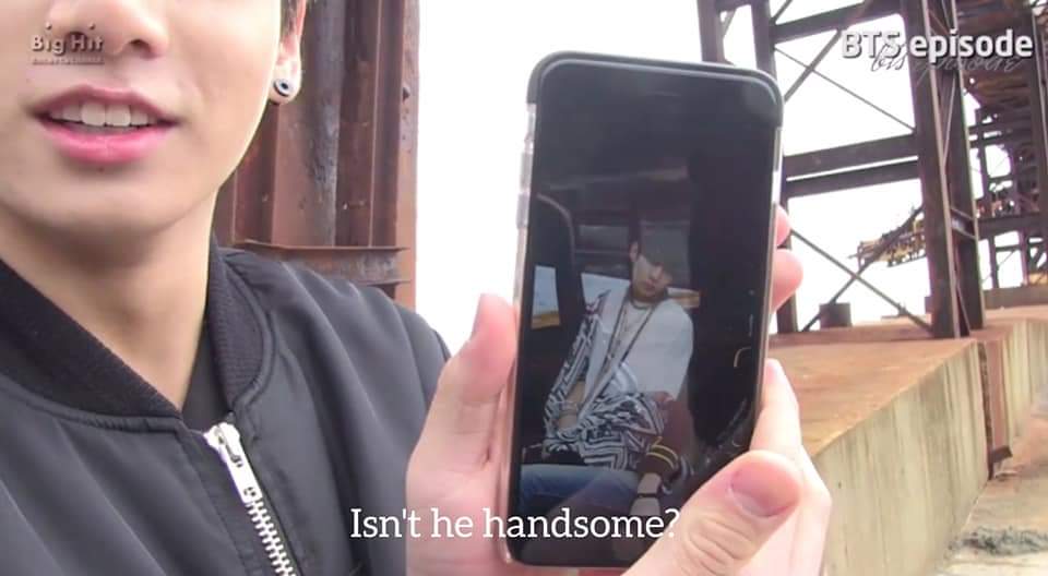 they were suppose to click the picture of their favorite part of taehyung