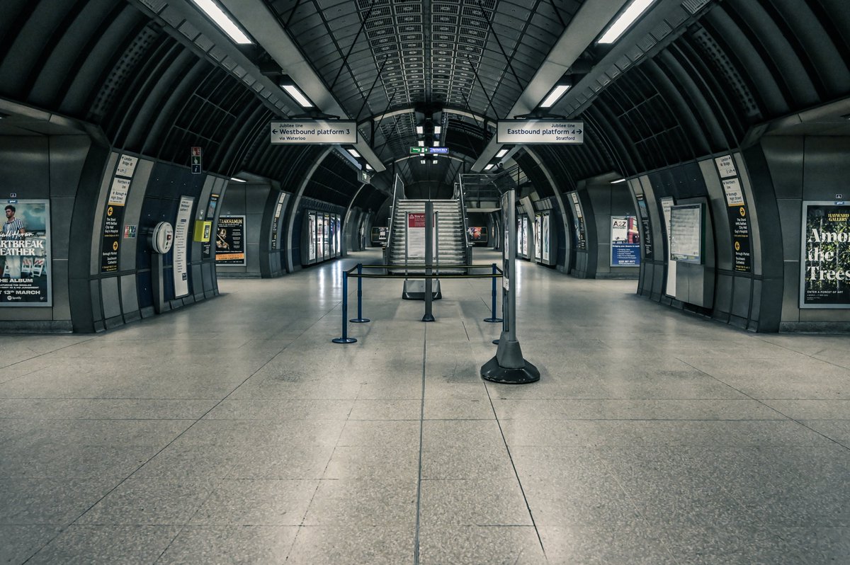 [THREAD]  #PictureOfTheDay 4th April 2020: London Bridge Underground  #photooftheday  https://sw1a0aa.pics/2020/04/04/london-bridge-underground/