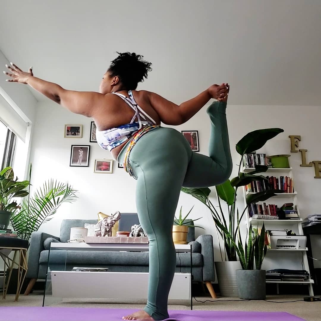 MadameEclat's tweet photo. Dear Clarissa, slow progress is still progress. Every day YOU choose
#natarajasana #kingpose #homepractice #yogaathome #yogapractice #yogachallenge #selfimprovement #yogaphotography #yogalife #igyogacommunity #bodyweighttraining #socialdistancing #blackyogi #fearlessyogi https://t.co/DiTpAs5ge6