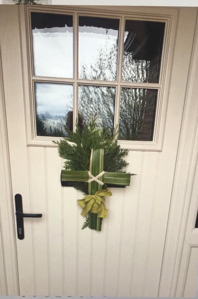 re_cbsomagh's tweet image. As we approach the beginning of  Holy Week tomorrow with the celebration of Palm Sunday, let us unite as a family of faith. Place a branch on your door or window and send your photos to our FB /Twitter page so we can all unite together.  Some excellent examples so far! @cbsomagh