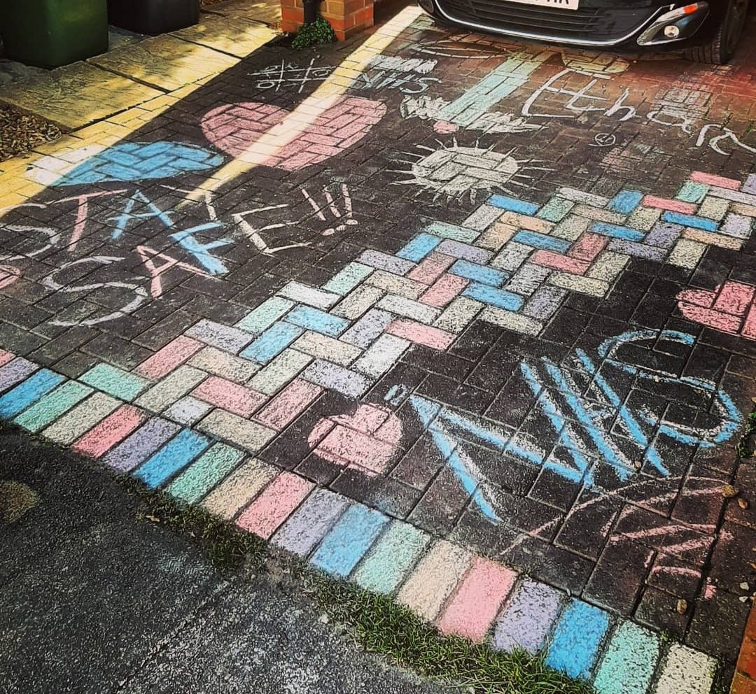 GemmaLMcleod's tweet photo. Was lovely to see this on my sister's drive today, as I took a walk through the local neighbourhood. My nephew is obviously still taking art class! Definitely lifted my spirits during this strange time and I hope the rest of the community too 💗 #staysafe #communityspirit https://t.co/ZFKZYh8Eqn
