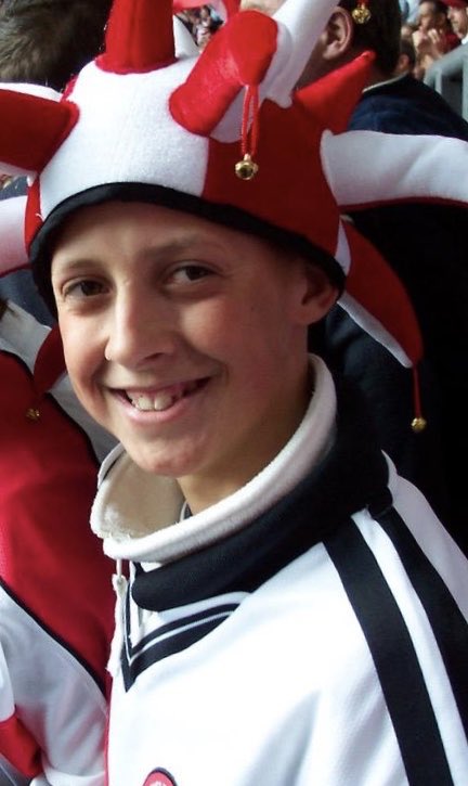 Buggs Bunny’s a blade <a href="/ashrawdog/">Rawdog</a>