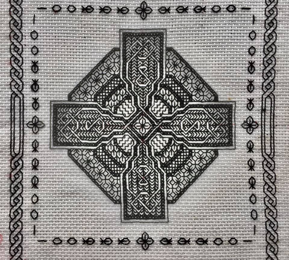 Smul2Bintcliffe's tweet photo. #DIYcross for #PalmSunday using blackwork embroidery learnt at #Bloxham C of E primary school @oxforddiocese https://t.co/L2zJGaUrFa