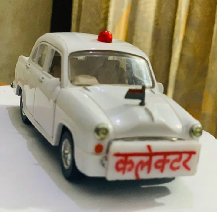 mayanky8's tweet photo. #UPSC IAS 🚨🚨🚗🚗🚗 https://t.co/LnRkW9whFF