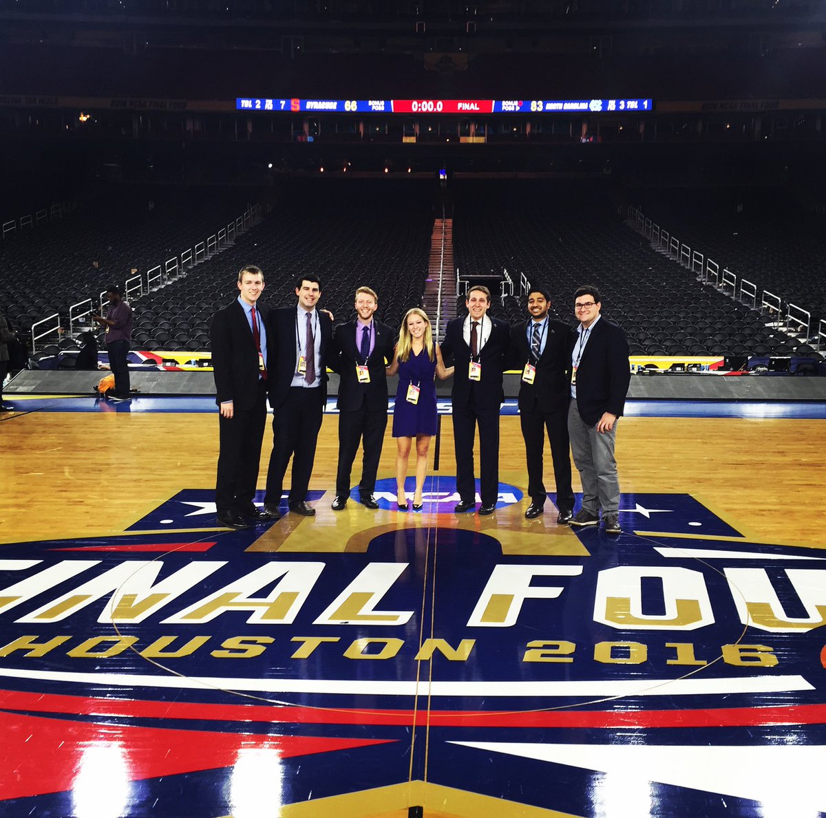 ArielEpstein's tweet photo. In honor of Final Four weekend. Here’s to the best present I could have received for being a senior in college... A @Cuse_MBB trip to the Final Four! #Houston2016 #FinalFour https://t.co/adZhaIBfzN