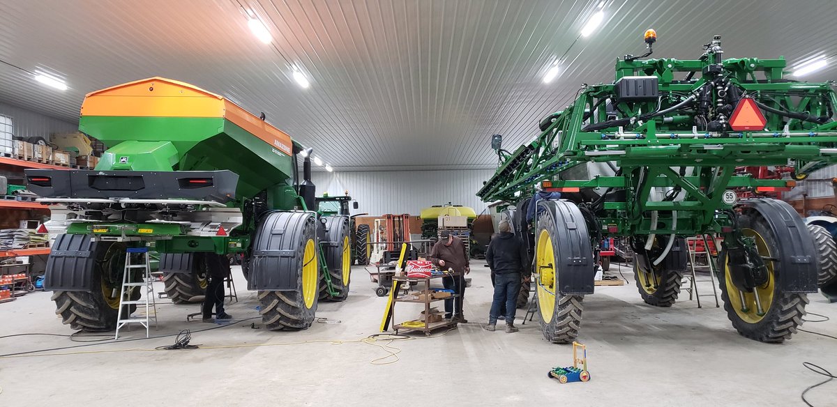 YourAgTireGuy's tweet photo. Congrats to @dietrich_ed on this Double header install on his sprayer and spreader through @MeulensteenTire #reducecompaction #increaseyields #reducefuel #increasetirelife #ontag @PTG_gonflage @MichelinAgriUK @MichelinBiz @JohnDeere https://t.co/cfcx4eMUhW