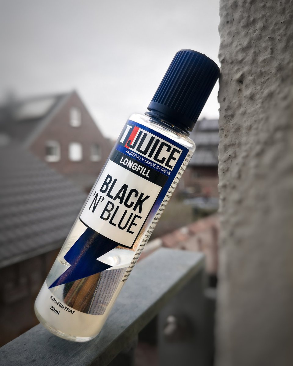 angiiieru's tweet photo. @tjuice_uk BLACK 'N' BLUE 
Enthält kein Nikotin
Unbezahlte Werbung
DE Dampfen ab 18j
#vape #vapor #instavape #vapelove #vapelife #vapepics #germanvapers #vapephotography #vapecommunity #vapeonly #vapeshot #vapeshots #vapemodels #vapeforlife #vapeislife #vapesociety #vapestagram https://t.co/gf9hPmrxut