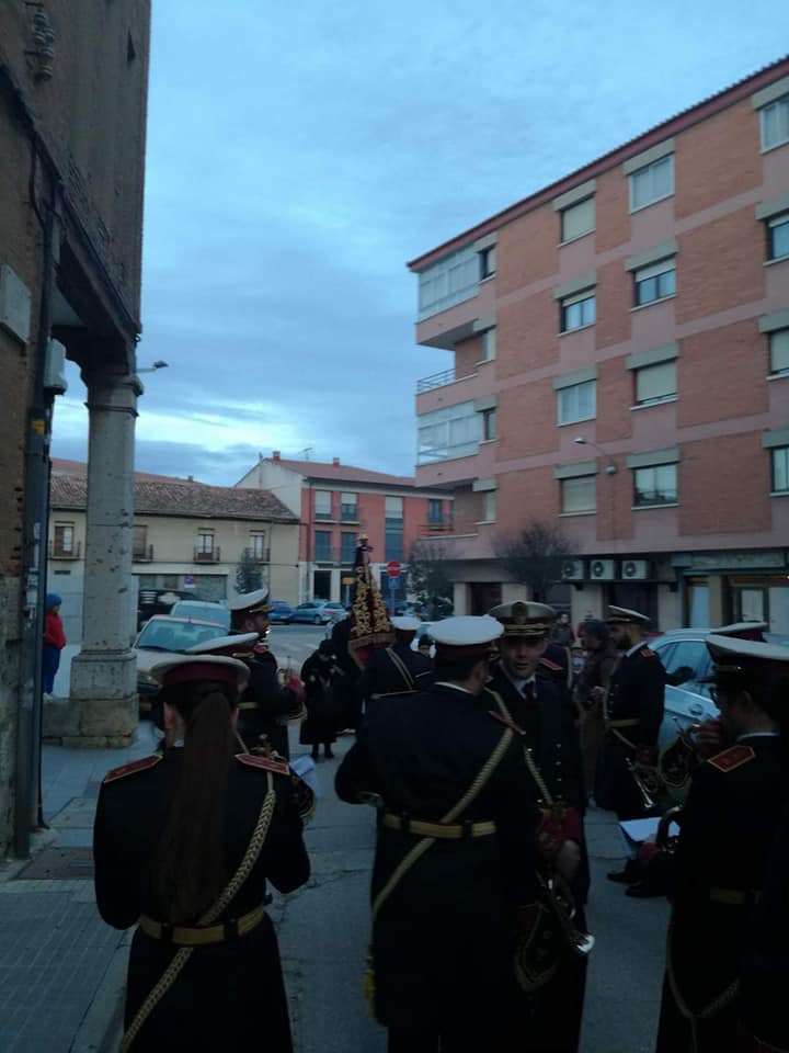 bct_clemencia's tweet photo. #SábadoDeDolores | Pasacalles - proclama del pregón de Semana Santa de nuestra ciudad. Y tú, ¿como vives este día tan especial?
#SemanaSantaEnTuInterior #SSRioseco https://t.co/uGvEyps4xj