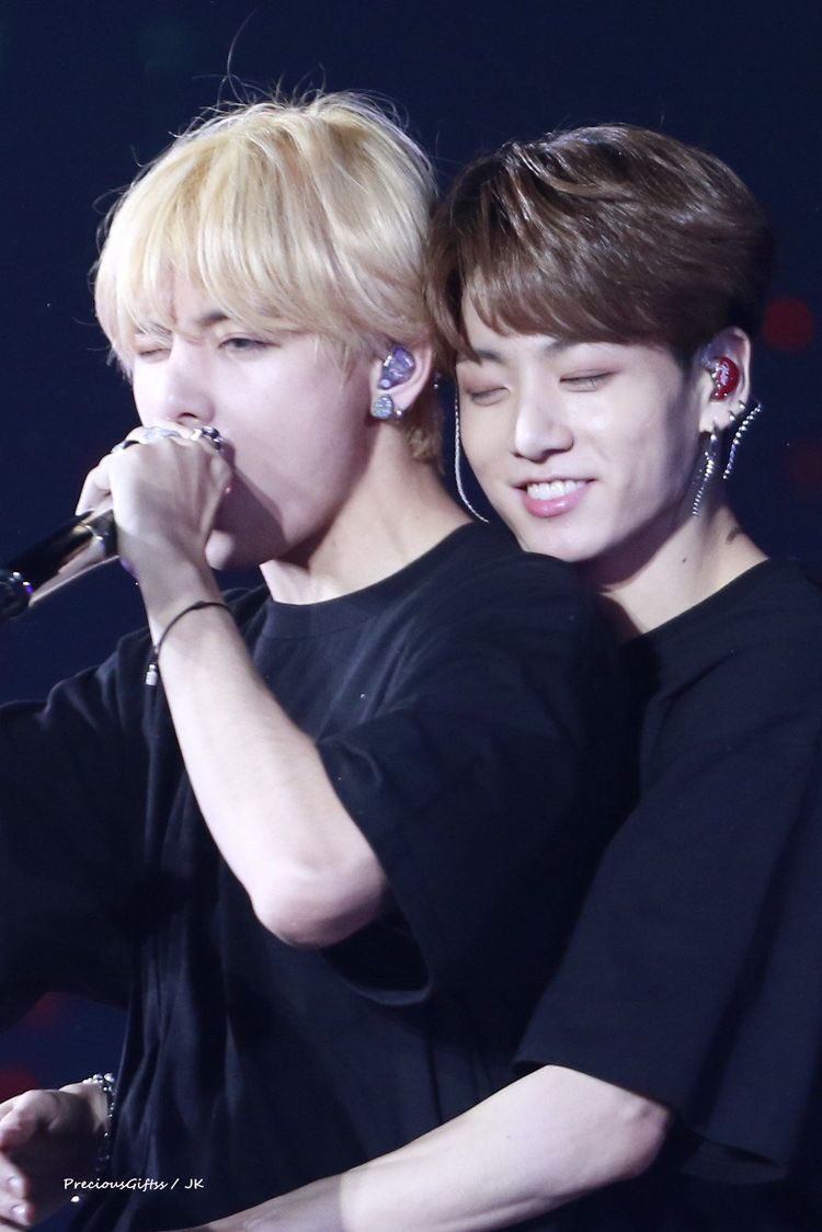 That happines and peace on their faces really effect my heart  #TaekookDay  #TaekookRewind