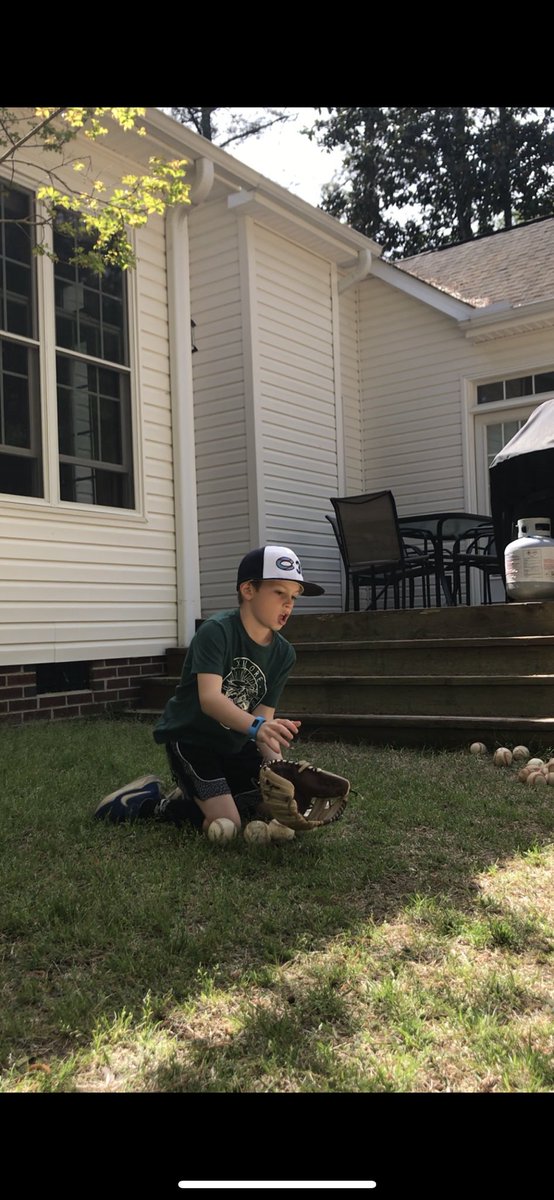 Performance_C35's tweet image. The 3 Wallace brothers (representing 3 different C35 teams) getting their #PracticeAtHome