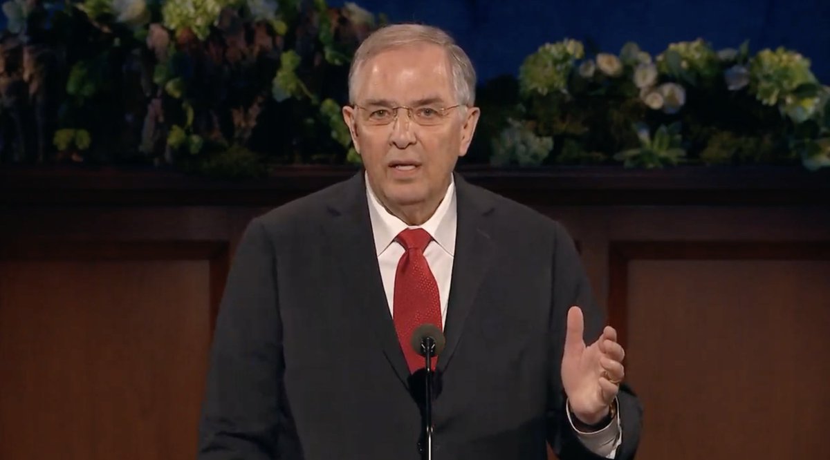 ldsconf's tweet photo. “Embrace your sacred memories. Believe them. Write them down. Share them with your family. Trust that they come to you from your Heavenly Father and His 
Beloved Son.” #ElderAnderson | #GeneralConference https://t.co/aV3RH3LKMA