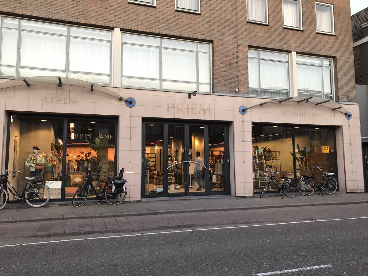 GeldensTheo's tweet image. Mag ik iedereen die dit bericht leest vragen het bij wijze van gratis publiciteit te delen, dank. In deze  moeilijke tijden opende een jonge Valkenswaardse onderneemsters de deuren van haar nieuwe zaak, heel veel waardering voor zoveel moed. abbeylane.nl/i/4/over-ons/