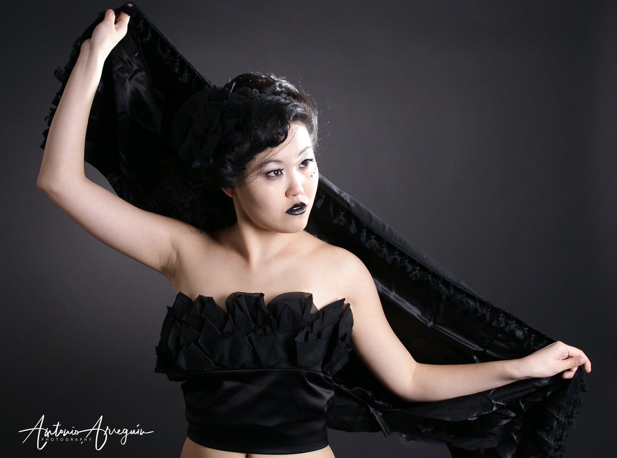 AAphotography70's tweet photo. A serie of images of Jing, behind emotion it’s not different. #asian #asiangirls #chinese #chinesegirl #chinesemodel #chinesemodels #happylunarnewyear2020 #chinesenewyear #fashionmodel #makeup #girl #traditional #500px #ThePhotoHour #fotoRshot #somosfotos #canonphotography https://t.co/gf1V3qNLHc