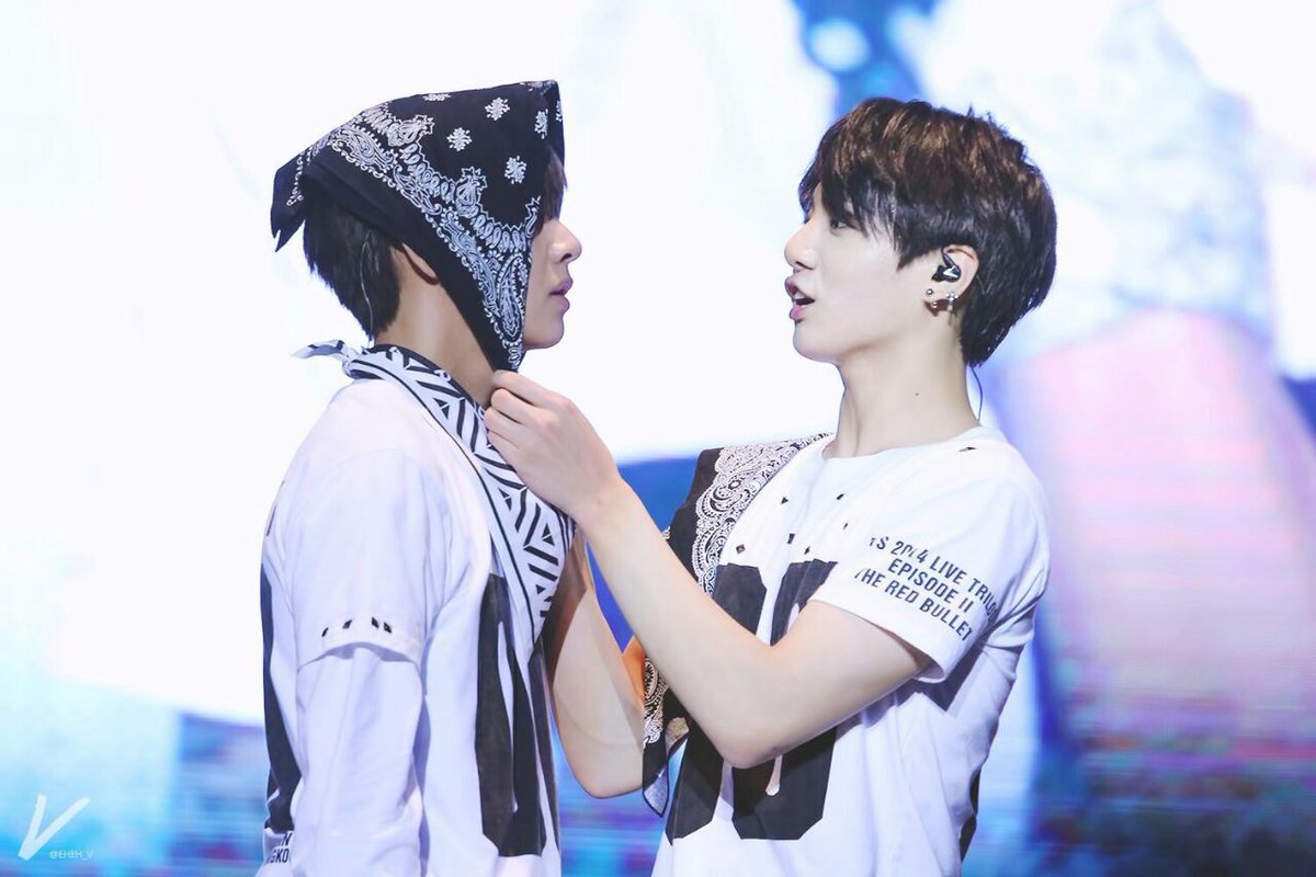 Let's get your accessory fixed #TaekookRewind  #TaekookDay