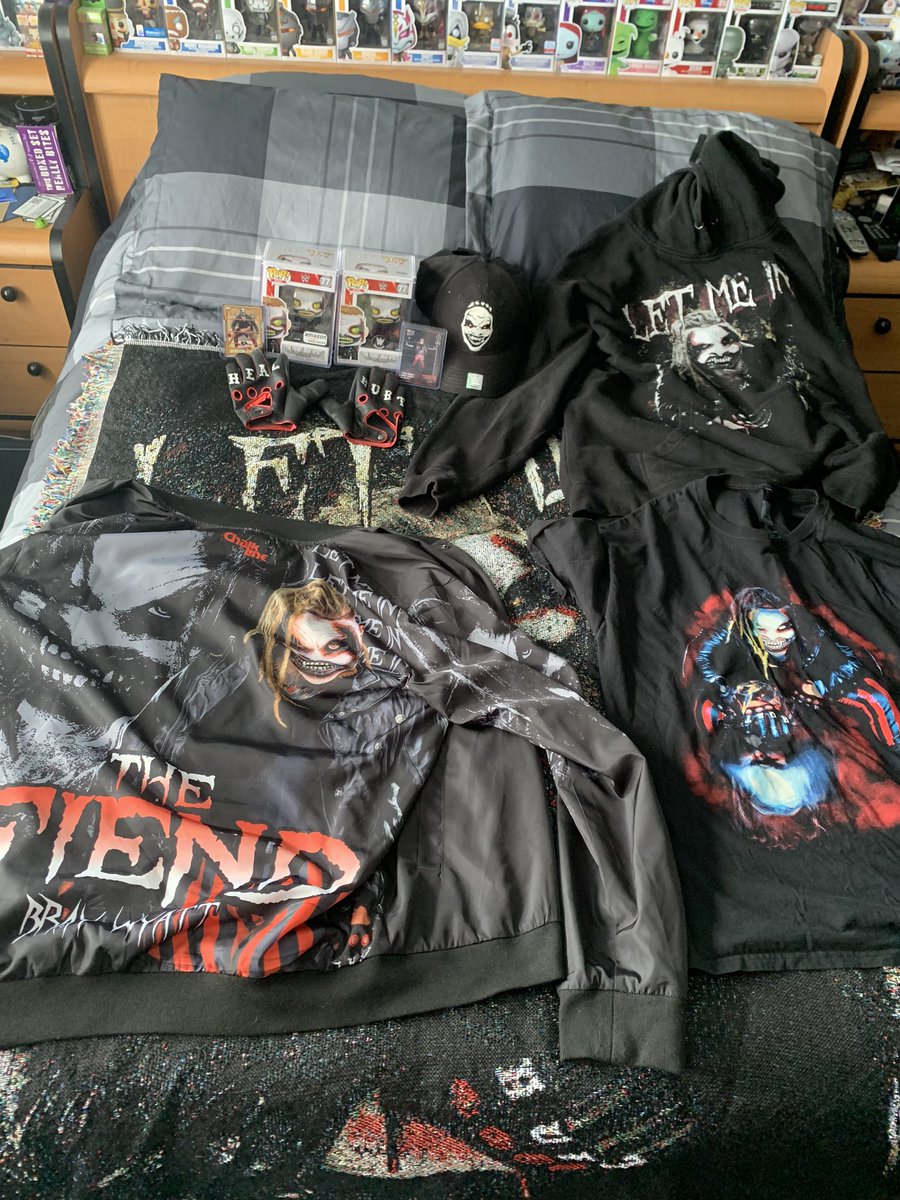 DarkSavior1047's tweet photo. Always supporting you @WWEBrayWyatt go beat Cenaβs ass! π€π» #TheFiend #LetMeIn #FiendArmy #ForeverMyChamp https://t.co/3iXTTrci2g