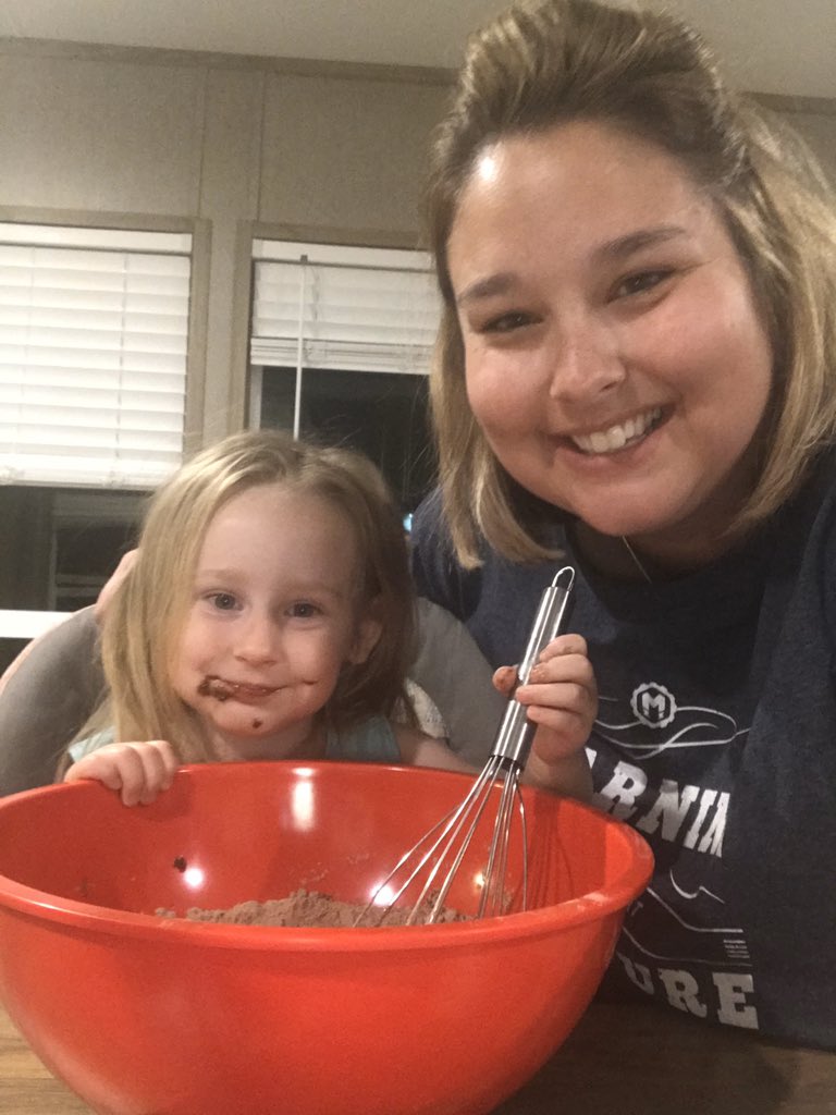 FPSBillieKids's tweet image. It’s Friday and we are wrapping up our first Spirit Week with Talent Day!   Our future is so bright we have to wear shades! 😎 Teachers have hidden talents too. #FPSPride #FPSSpiritWeek 🐏#TalentDay #WeMissOurKids ❤️ #TeamUsener