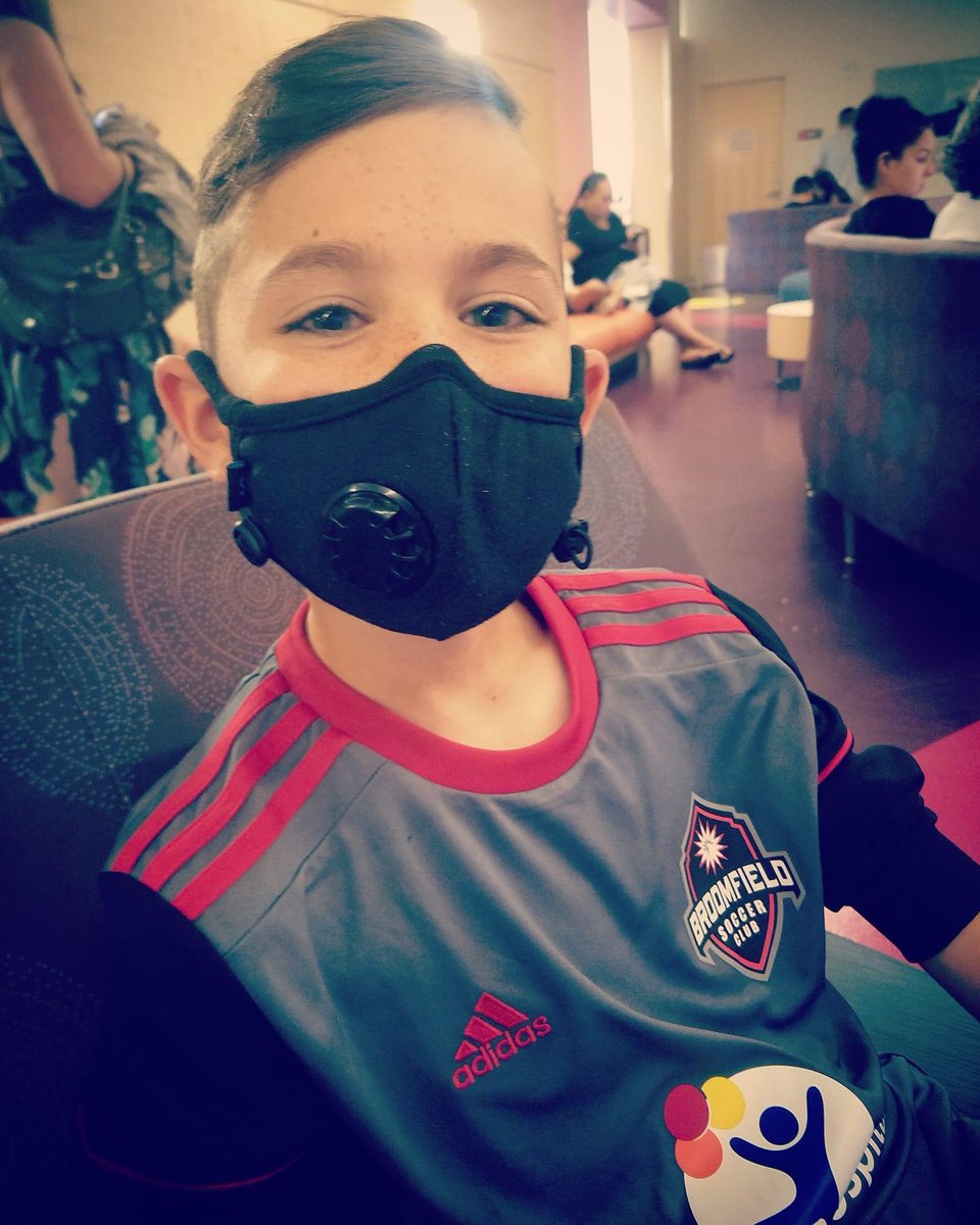 KyleClark's tweet photo. A #9News viewer tells me his son wears a mask every day because of a rare lung condition. “He is very self-conscious to wear his mask because of the obvious stares he gets. But today, our world is joining yours, little buddy.” https://t.co/jxPHT7xyoD