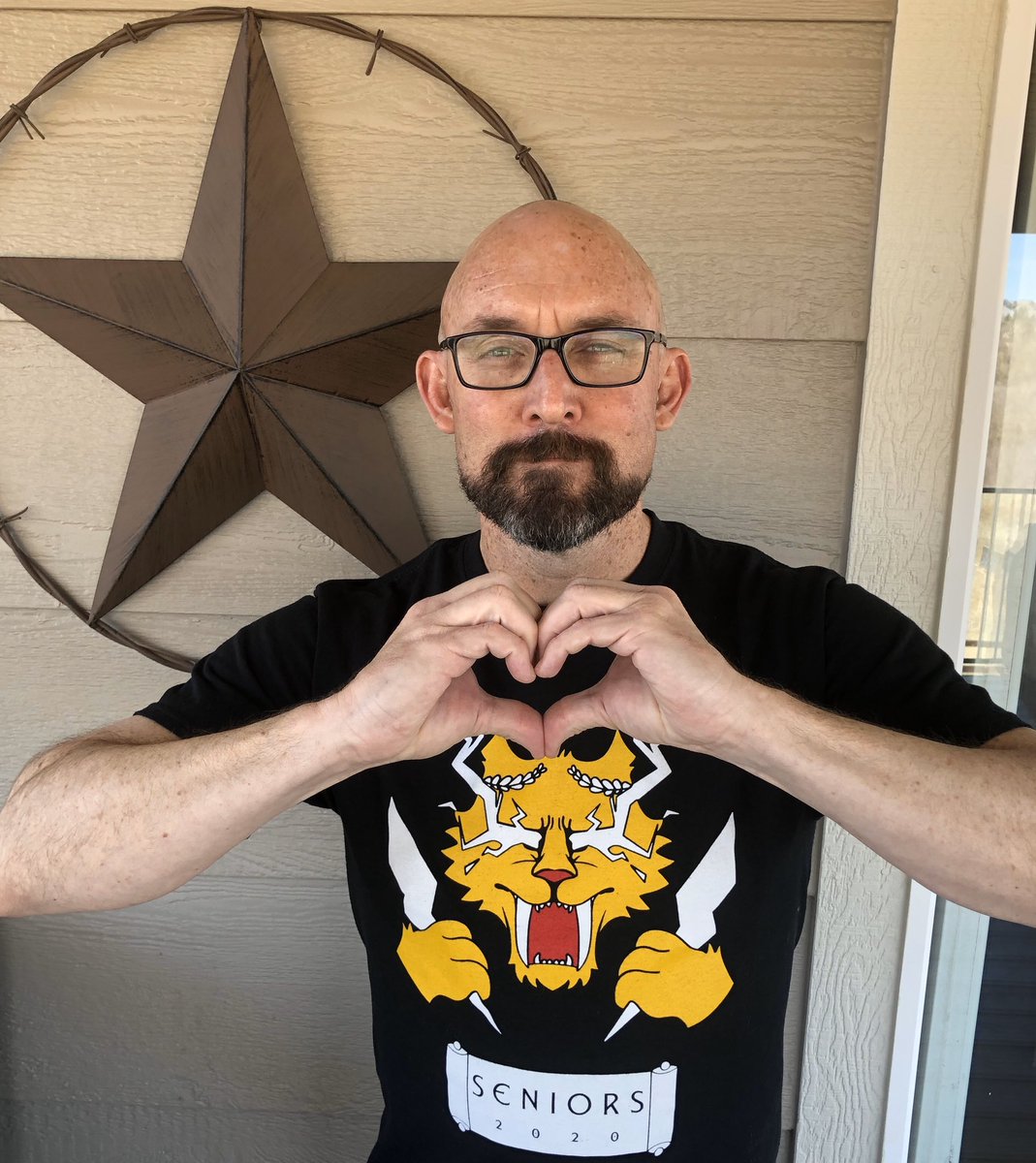 Sending out BIG LOVE ❤️ today to our Sabercat Seniors. I know you’re hurting. This isn’t how this was supposed to go. I don’t know how, and I can’t know when... but we will find a way to honor, celebrate, and adore the class of 2020! Stay #SabercatStrong <a href="/cvhsEvents/">Castle View Events</a> #DCSDFamily