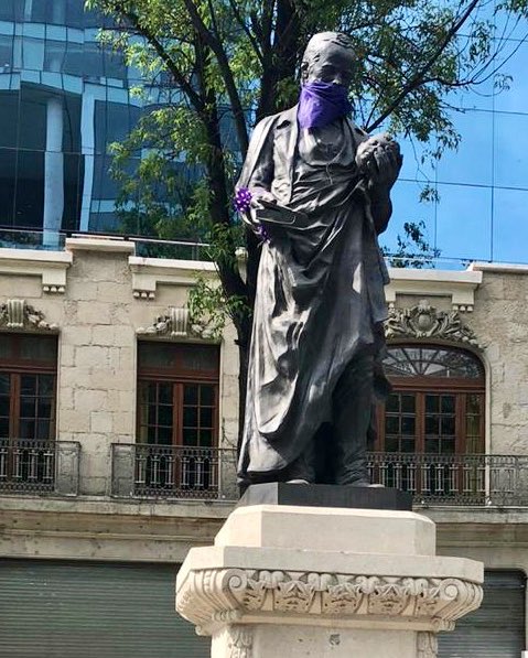 WardRicardo's tweet image. Me parece simbólicamente muy afortunado que el último homenaje escultórico de #CDMX, antes de la pandemia #COVID2019mx, fue precisamente a un médico que estudió  y combatió a la lepra en el siglo XIX. #EstatuaDrLucio #SusanaDistancia #Ciencia 🇲🇽