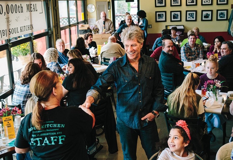 GratitudeDNA's tweet image. ขอบคุณที่คืนความสุขให้สังคม

ภาพจาก: Garry Conley/TheBL/NY dailynews/Daily Mail