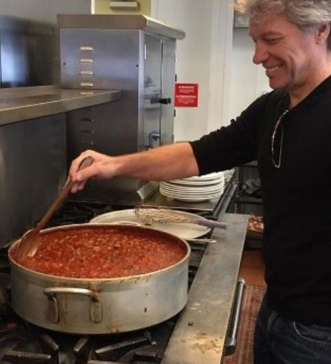 GratitudeDNA's tweet image. ขอบคุณที่คืนความสุขให้สังคม

ภาพจาก: Garry Conley/TheBL/NY dailynews/Daily Mail