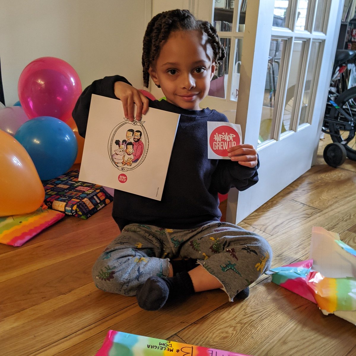 BavuBlakes's tweet photo. Thanks to our national board of families testing out "El's Mirror" six months before its commercial release. #WRLS #WritersWrite #GetAnEducation #ElsMirror #HipHopGrewUp https://t.co/QDoRlKp4QN
