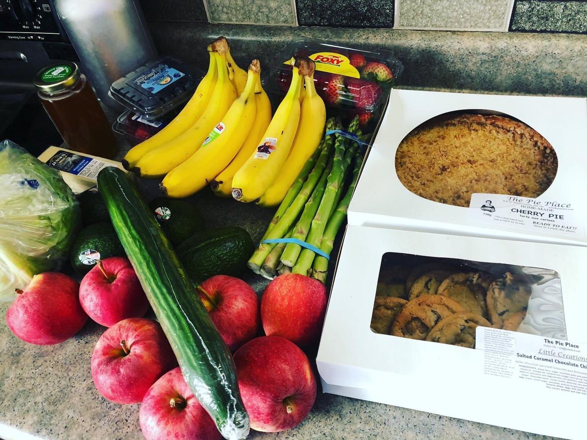PerryEnyedi's tweet photo. Huge shoutout to the team @elberta_farms who are working tirelessly to feed the #Brantford #Brant communities!! Products & customer service and second to none!! #communitymattersmost #supportlocal #shoplocal https://t.co/ZYQbw4G5uu
