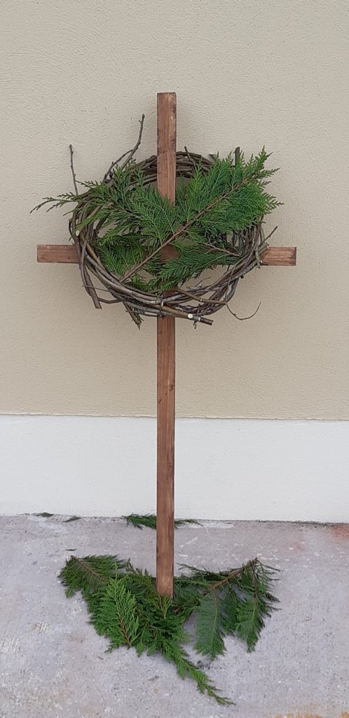 re_cbsomagh's tweet image. Thanks to all our pupils for sending these in. #CBScommunity #PalmSunday #wearethechurch @cbsomagh