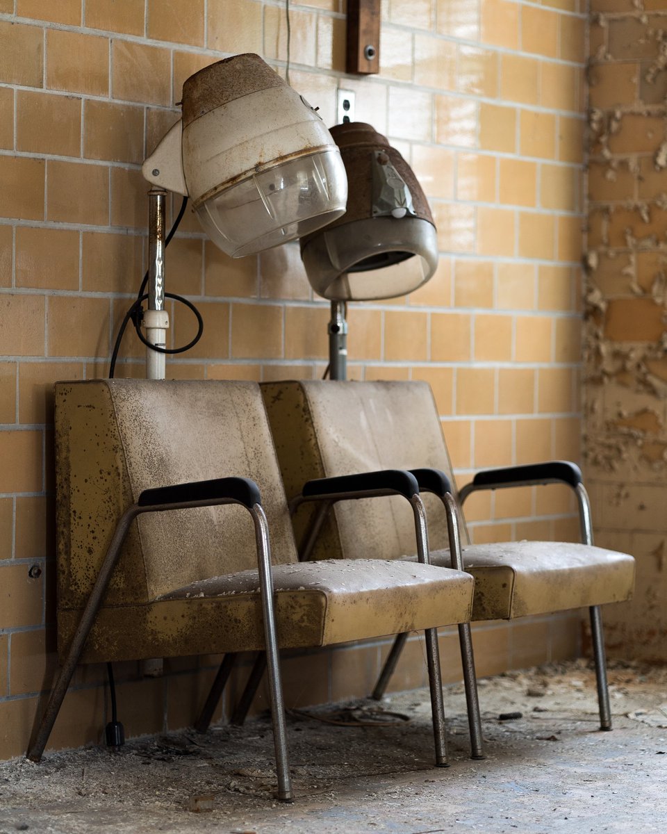 The Proper People tweet media