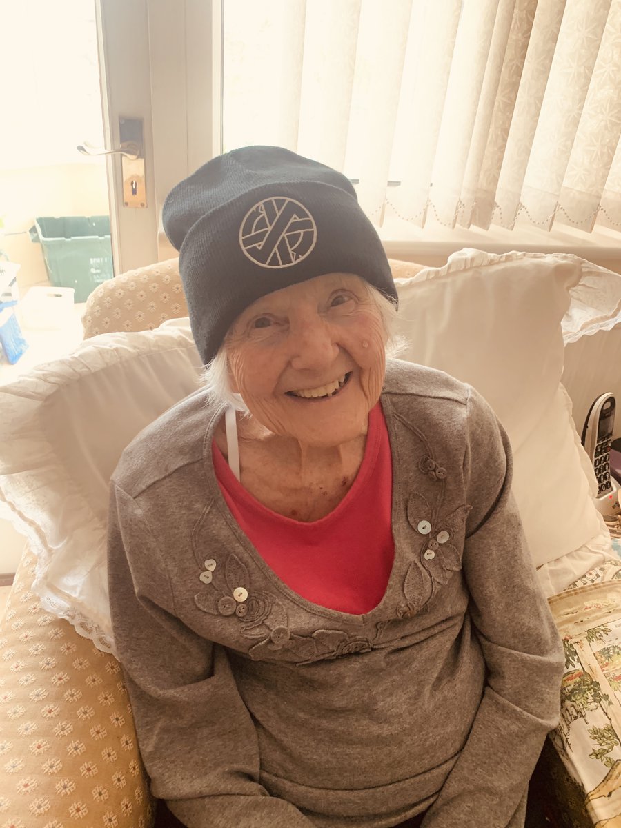 sonicattack69's tweet image. massive props to the wonderful staff of the NHS for looking after my mama this week ,, home now ,, safe and sound x