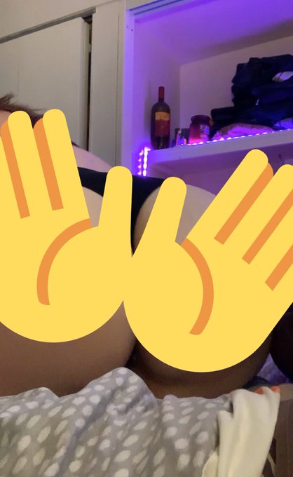 ✨Sparkle Puffs💨's pics and videos - EUyGPcDVAAA 6wn jpg:small