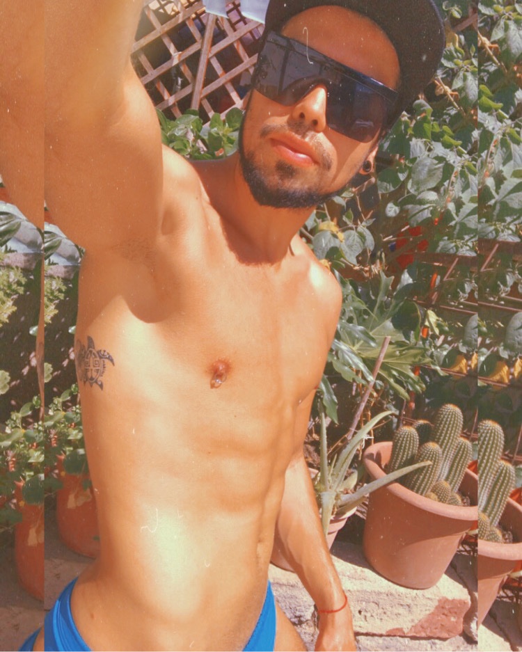 ddiegoart's tweet photo. No se olviden de los baño de sol https://t.co/Xa3FNGGvCZ